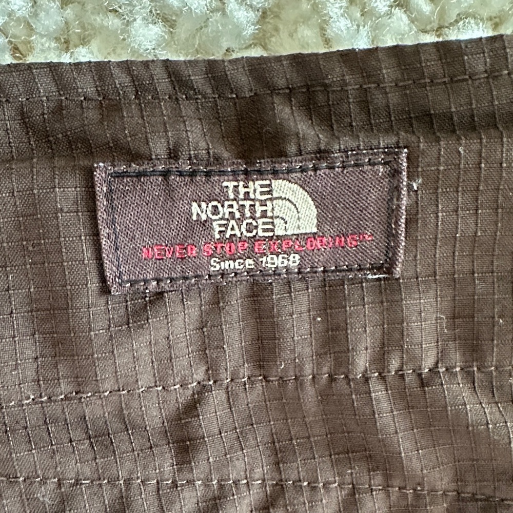 The North Face Cargo Pants - Size 2 Short - Picture 8 of 11